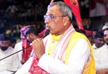 यूपी चुनाव से पहले सियासी वार-पलटवार तेज, अखिलेश के वादों पर राजभर ने घेरा