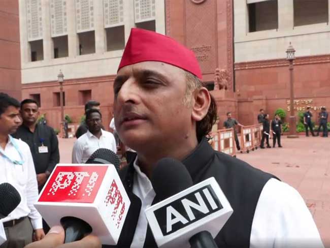 Akhilesh-Yadav-on-Monday-targeted-the-BJP