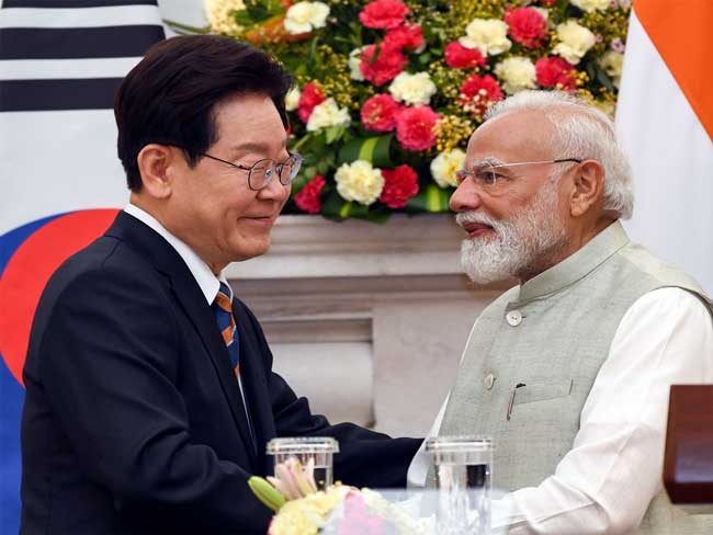 Pm-Modi-and--Lee-Jae-myung