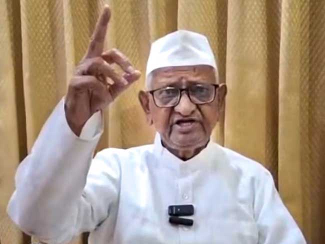anna-hazare-attack-aam-aadmi-party-and-arvind-kejriwal