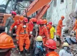 मरम्मत के दौरान ढही चार मंजिला इमारत, भिवंडी में 8 की मौत से मचा हड़कंप Bhiwandi building collapse