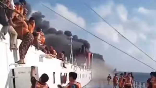 Indonesia-Ferry-Carrying-250-Catches-Fire Indonesia Ferry Carrying 250 Catches Fire