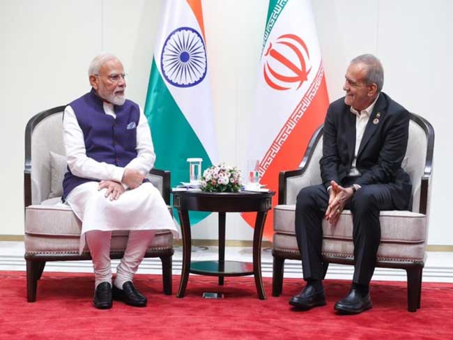PM-Modi-Pezeshkian PM Modi Pezeshkian