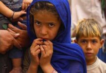 अफगानिस्तान में कुपोषण का बढ़ता संकट, 10 लाख बच्चों की जान पर खतरा Afganistan kids