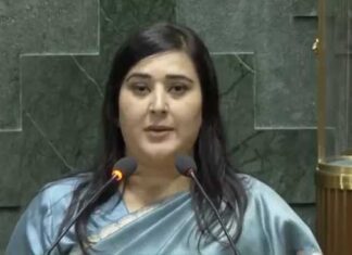 राहुल के बयान पर बांसुरी का तीखा हमला, बोलीं- नेता प्रतिपक्ष पद की गरिमा न भूलें Bansuri swaraj