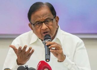 ज्ञानेश कुमार पर चिदंबरम का हमला, बोले- ‘भाजपा के लिए काम कर रहे हैं’ Chidambaram cong