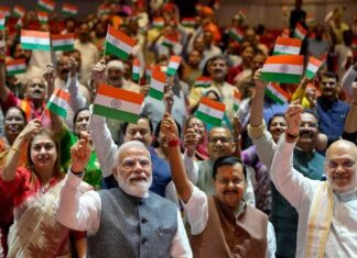 छात्र मुद्दे पर संसद में आमने-सामने सत्ता-विपक्ष, राजग सांसदों का मार्च Nda mps march parliament