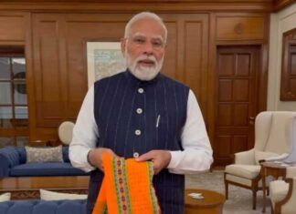 फ्रेंडशिप डे की तरह मनाएं हैंडलूम डे, पीएम मोदी ने युवाओं से की खास अपील Pm modi