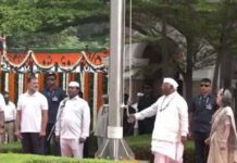 वंदे मातरम् पर विवाद: सोनिया गांधी और खरगे पर आरोप, कांग्रेस ने दी सफाई Sonia and kharge disrespect vande mataram