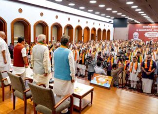 संगठन के बाद मोदी सरकार में बदलाव की तैयारी? कैबिनेट विस्तार पर नजर Bjp meeting
