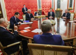 शांति की तलाश में मॉस्को पहुंचे ट्रंप के दूत, पुतिन से हुई अहम वार्ता Putin meeting usa deligates
