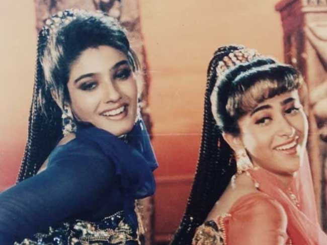 raveena-tandon-and-karisma-kapoor- Raveena tandon and karisma kapoor