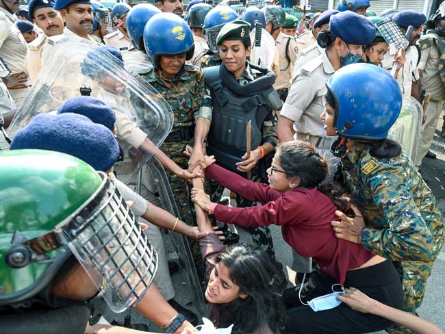 student-police-conflict-in-bihar Student police conflict in bihar