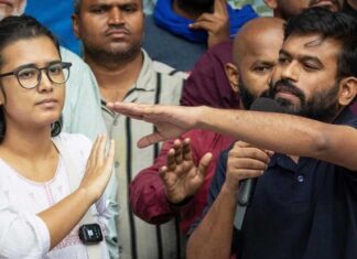 ‘50-100 रुपये देकर बाहर करो’, प्रेस क्लब में हंगामे के बीच अभिजीत दीपके की टिप्पणी Abhijeet neha