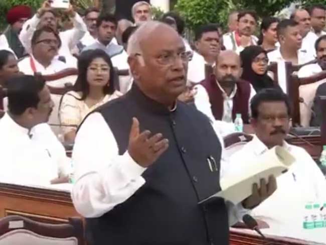 india-bloc-mock-parliament-at-mallikarjun-kharge- India bloc mock parliament at mallikarjun kharge