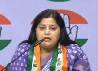 आप को बड़ा सियासी झटका, नीलिमा यादव ने थामा कांग्रेस का हाथ Neelima yadav joined congress