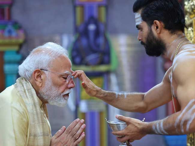 pm-modi--sri-vinayaka-mandir- Pm modi sri vinayaka mandir