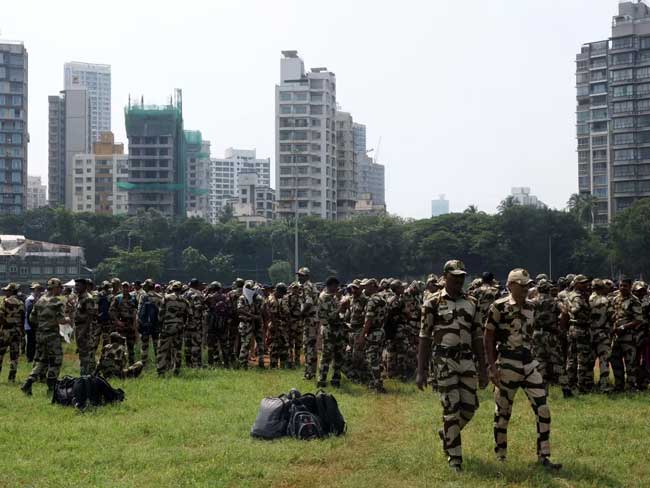 shivaji-park-changed-into-fort-large-no-of-police Shivaji park changed into fort large no of police