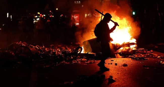 violence-protest-in-France Violence protest in France